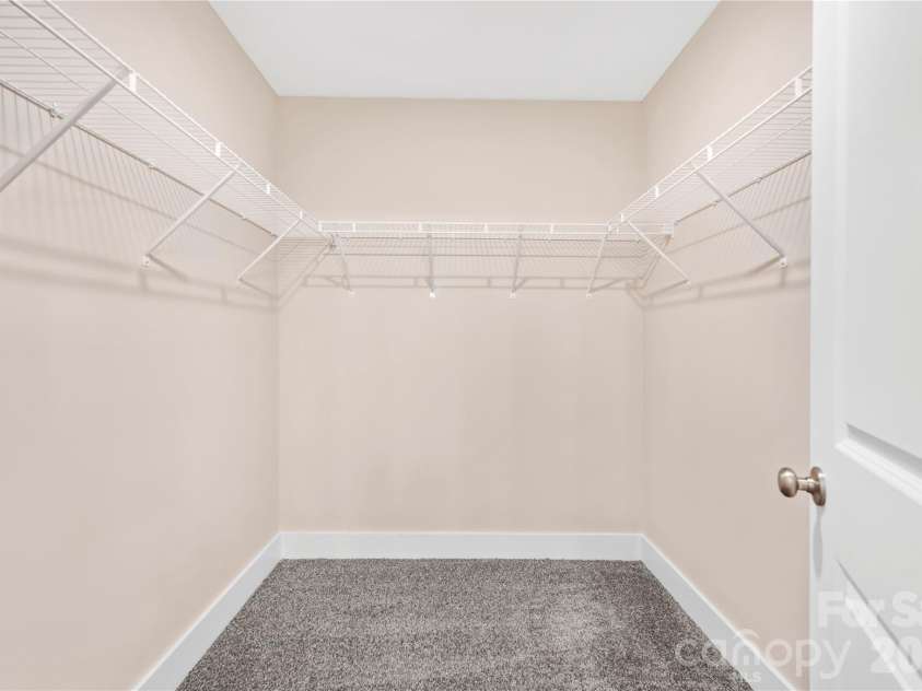 407 Queens Road, Gastonia, NC 28052.  MLS# CAR4333445, YatesRealty ID 4801. 