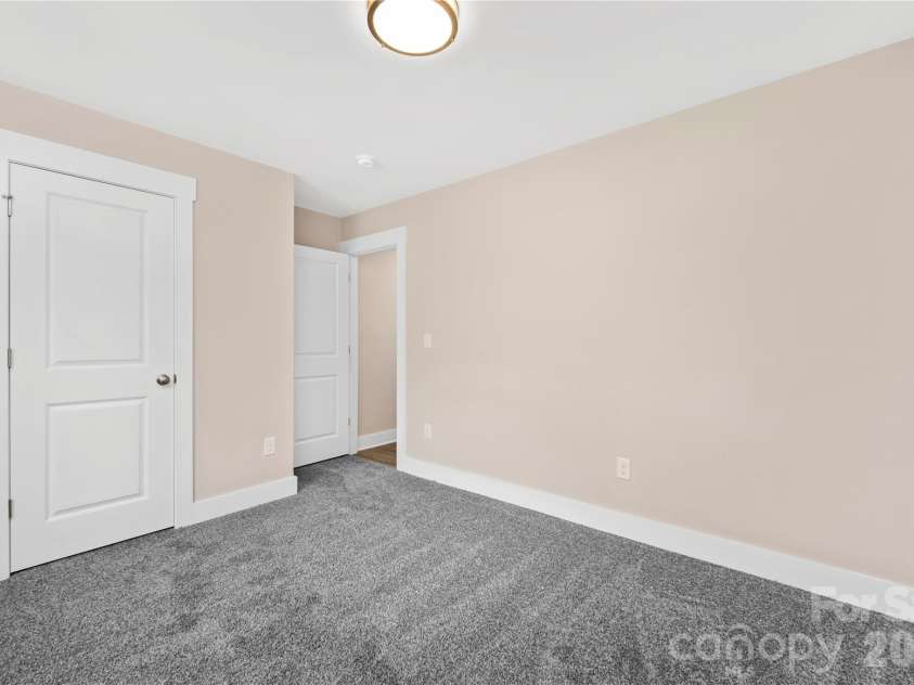 407 Queens Road, Gastonia, NC 28052.  MLS# CAR4333445, YatesRealty ID 4801. 