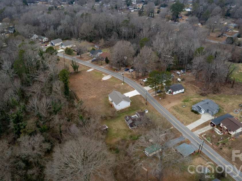 407 Queens Road, Gastonia, NC 28052.  MLS# CAR4333445, YatesRealty ID 4801. 