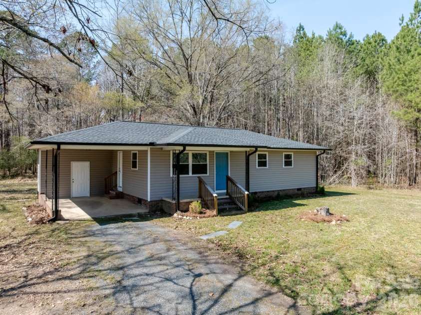 5028 NC 109 Highway, Mount Gilead, NC 27306.  MLS# CAR4403285, YatesRealty ID 4801. 