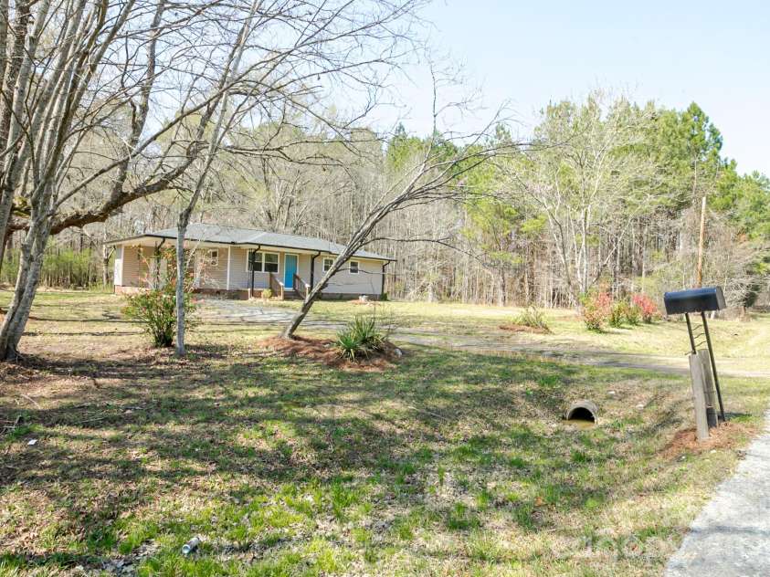5028 NC 109 Highway, Mount Gilead, NC 27306.  MLS# CAR4403285, YatesRealty ID 4801. 