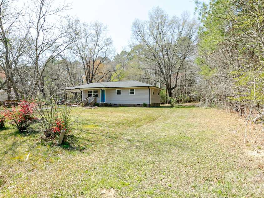 5028 NC 109 Highway, Mount Gilead, NC 27306.  MLS# CAR4403285, YatesRealty ID 4801. 