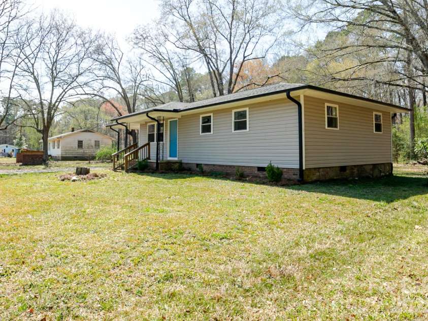 5028 NC 109 Highway, Mount Gilead, NC 27306.  MLS# CAR4403285, YatesRealty ID 4801. 