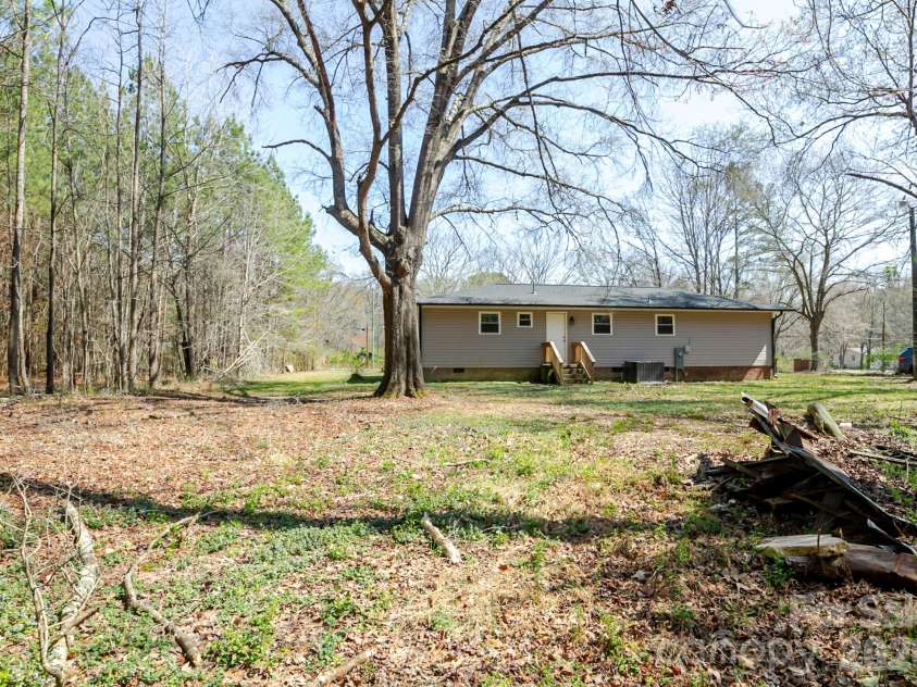 5028 NC 109 Highway, Mount Gilead, NC 27306.  MLS# CAR4403285, YatesRealty ID 4801. 
