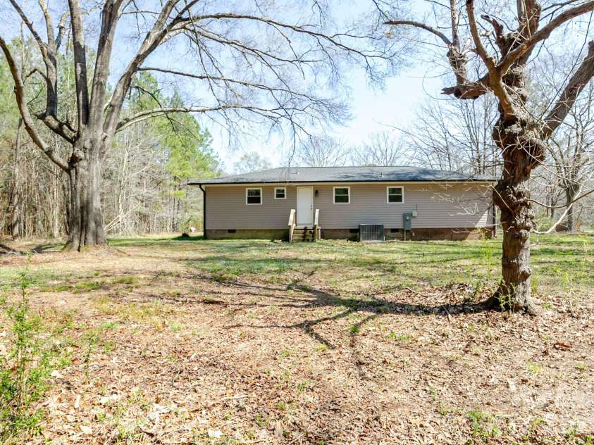 5028 NC 109 Highway, Mount Gilead, NC 27306.  MLS# CAR4403285, YatesRealty ID 4801. 