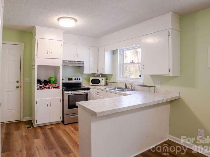 5028 NC 109 Highway, Mount Gilead, NC 27306.  MLS# CAR4403285, YatesRealty ID 4801. 