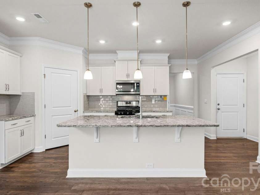 1615 Sweetmoss Loop, Denver, NC 28037.  MLS# CAR4419888, YatesRealty ID 48010. 