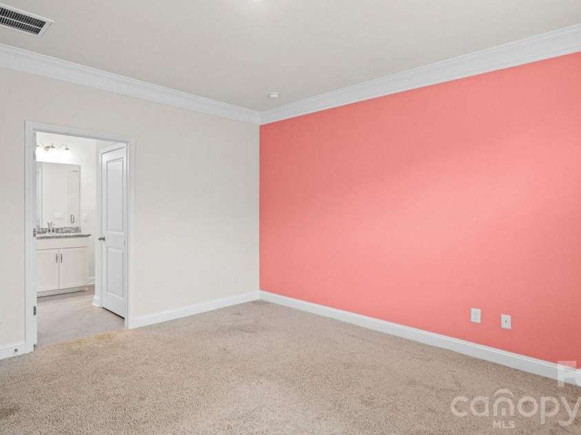 1615 Sweetmoss Loop, Denver, NC 28037.  MLS# CAR4419888, YatesRealty ID 48010. 