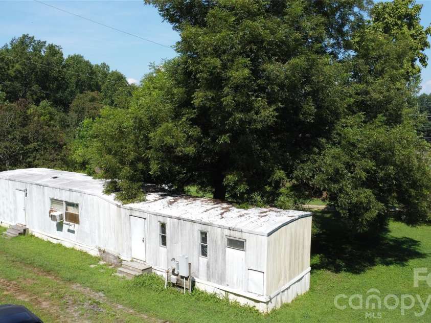 3686 Cook Road, Valdese, NC 28690.  MLS# CAR4419474, YatesRealty ID 48014. 