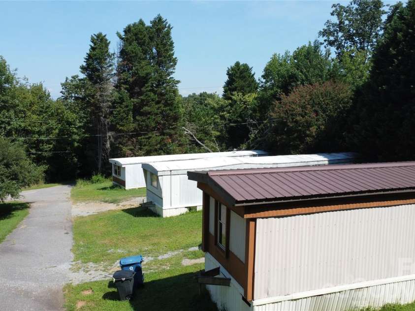 3686 Cook Road, Valdese, NC 28690.  MLS# CAR4419474, YatesRealty ID 48014. 