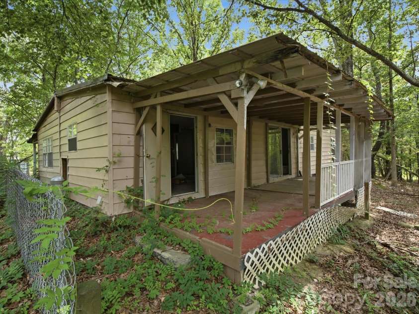 2625/2655 Pleasant Road, Fort Mill, SC 29715.  MLS# CAR4419497, YatesRealty ID 48016. 