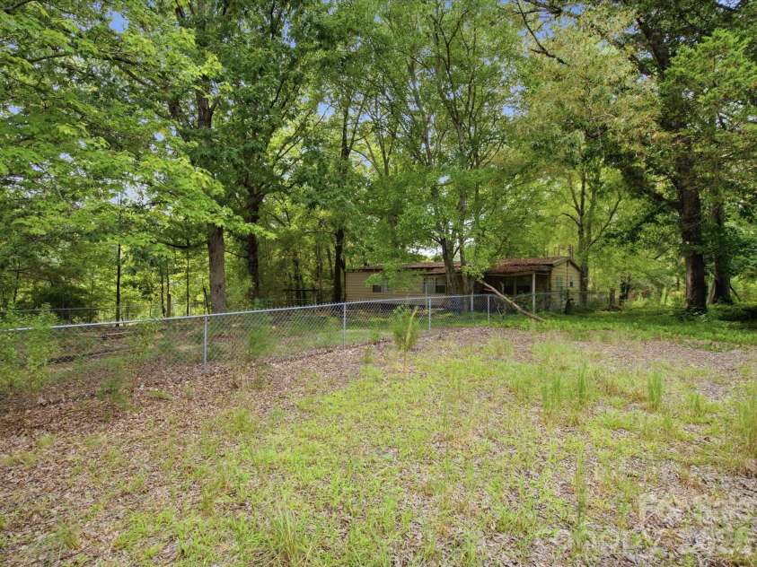 2625/2655 Pleasant Road, Fort Mill, SC 29715.  MLS# CAR4419497, YatesRealty ID 48016. 