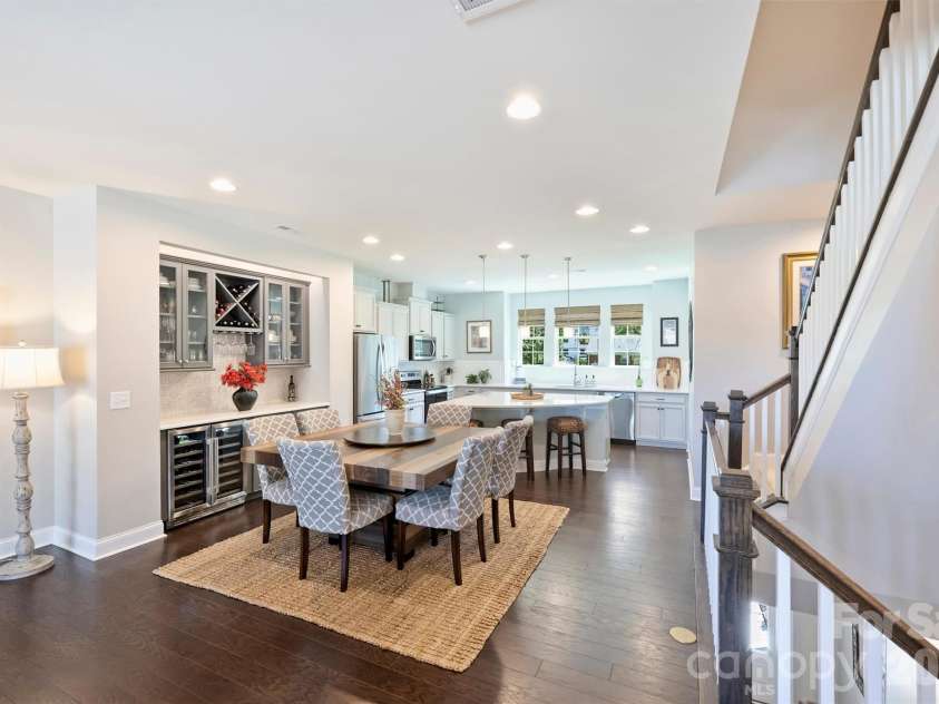 1125 Towns Hill Way, Charlotte, NC 28209.  MLS# CAR4417885, YatesRealty ID 48020. 