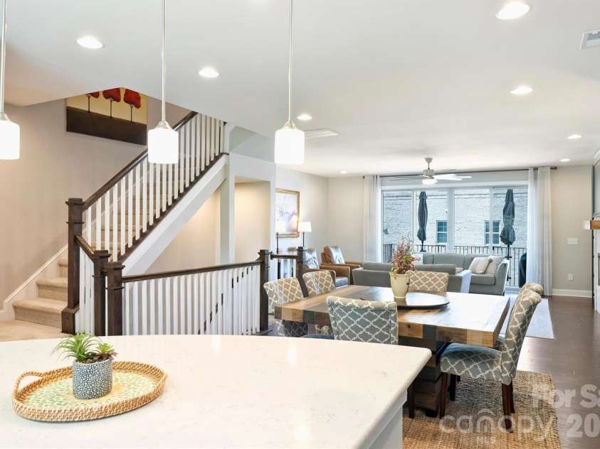 1125 Towns Hill Way, Charlotte, NC 28209.  MLS# CAR4417885, YatesRealty ID 48020. 