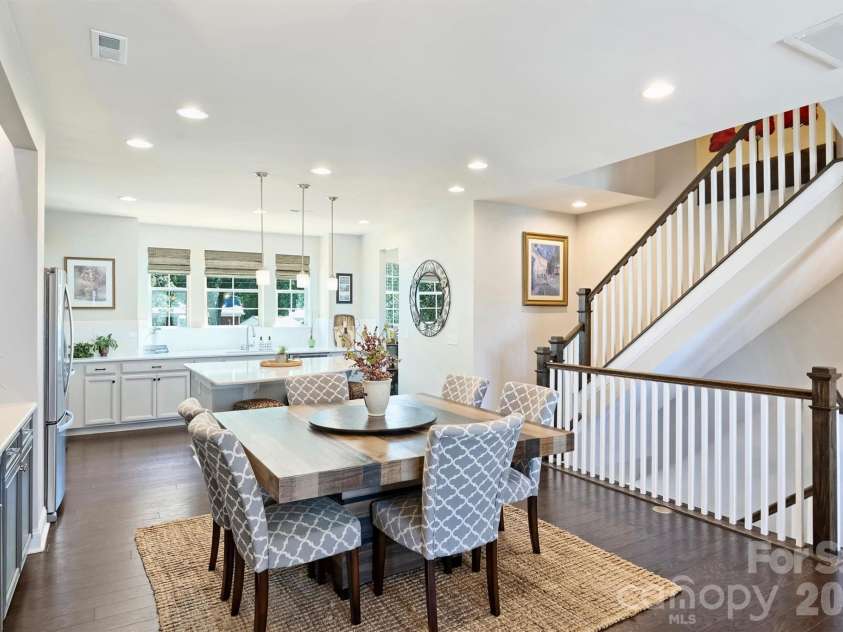 1125 Towns Hill Way, Charlotte, NC 28209.  MLS# CAR4417885, YatesRealty ID 48020. 