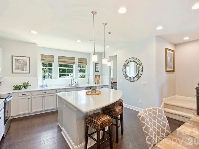 1125 Towns Hill Way, Charlotte, NC 28209.  MLS# CAR4417885, YatesRealty ID 48020. 