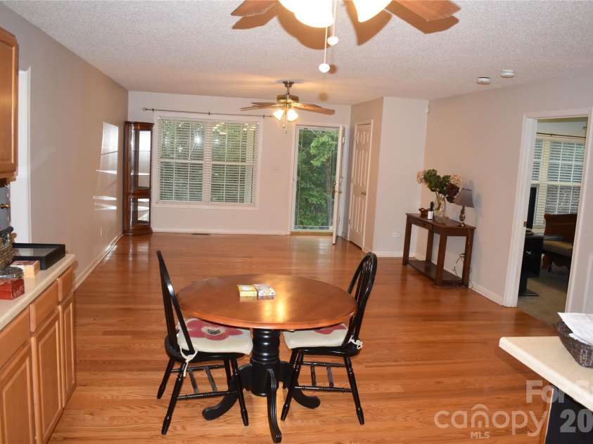 26 Chipmunk Ridge, Marion, NC 28752.  MLS# CAR4417544, YatesRealty ID 48021. 