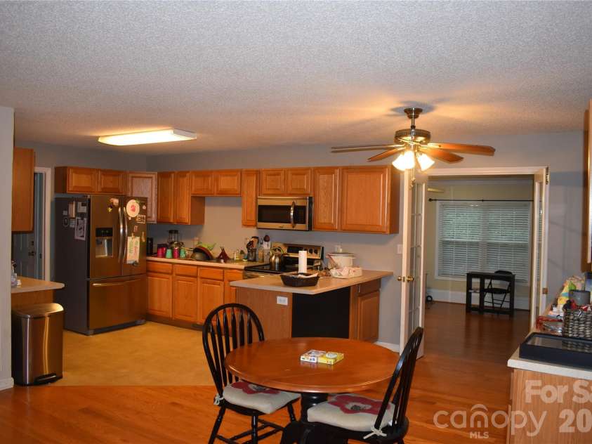 26 Chipmunk Ridge, Marion, NC 28752.  MLS# CAR4417544, YatesRealty ID 48021. 