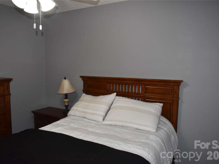 26 Chipmunk Ridge, Marion, NC 28752.  MLS# CAR4417544, YatesRealty ID 48021. 