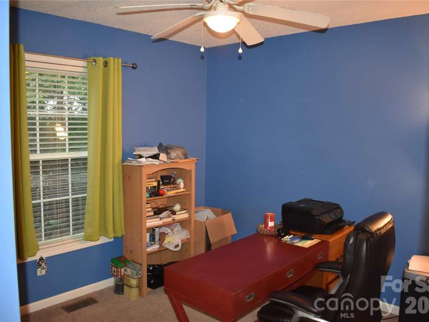 26 Chipmunk Ridge, Marion, NC 28752.  MLS# CAR4417544, YatesRealty ID 48021. 