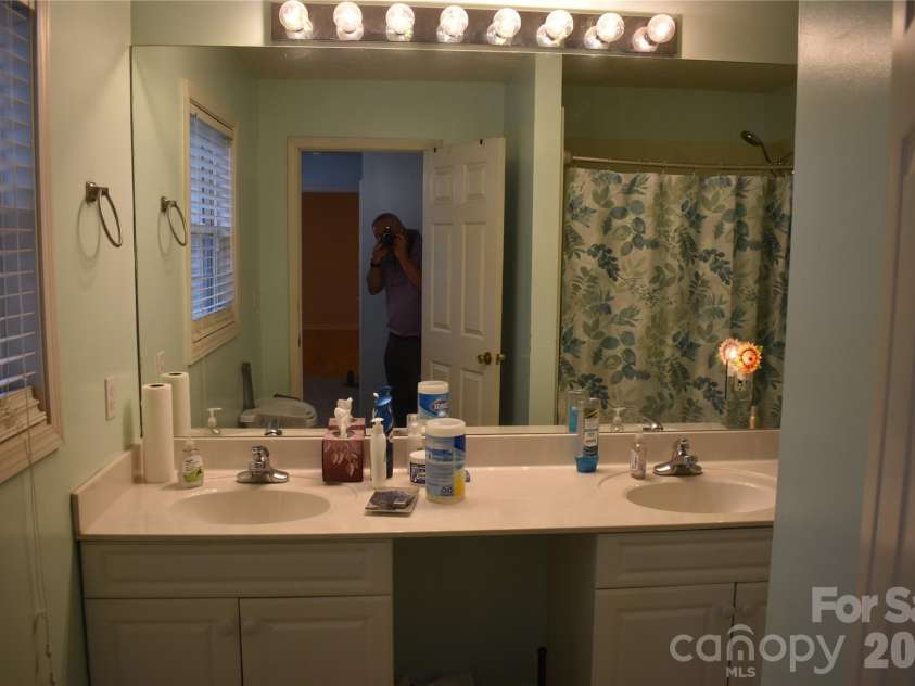 26 Chipmunk Ridge, Marion, NC 28752.  MLS# CAR4417544, YatesRealty ID 48021. 
