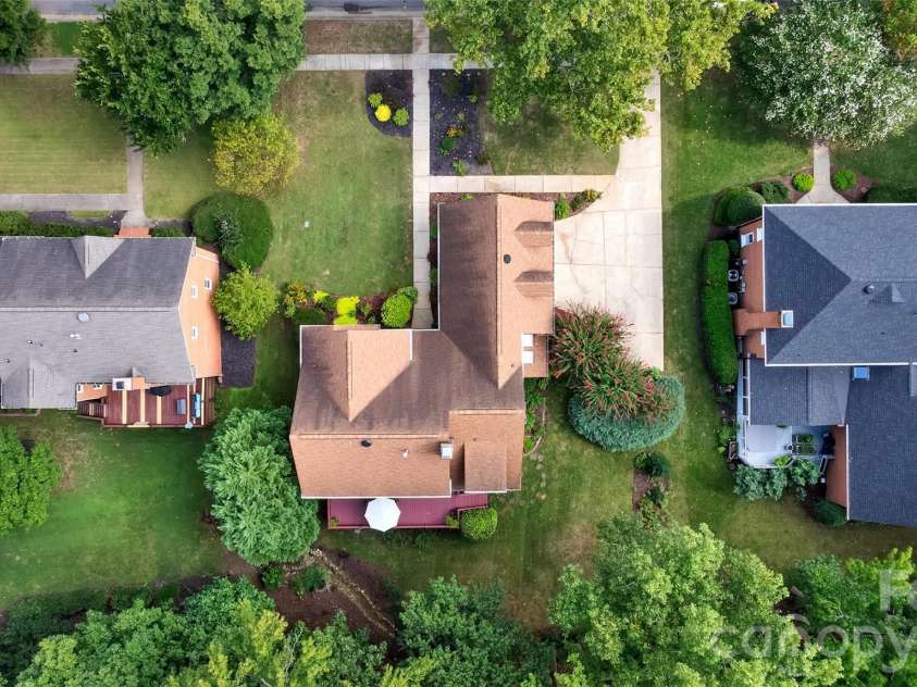 10108 Lampkin Way, Charlotte, NC 28269.  MLS# CAR4419211, YatesRealty ID 48022. 