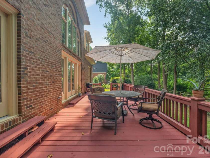 10108 Lampkin Way, Charlotte, NC 28269.  MLS# CAR4419211, YatesRealty ID 48022. Deck 1