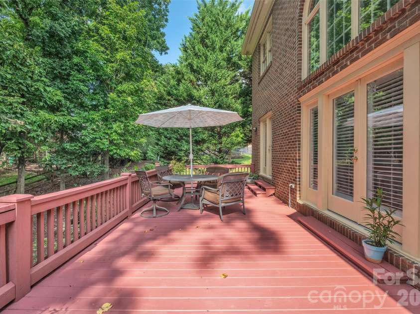 10108 Lampkin Way, Charlotte, NC 28269.  MLS# CAR4419211, YatesRealty ID 48022. Deck 2