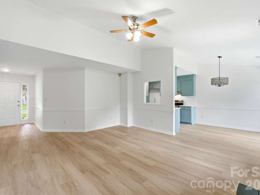 2730 Briar Trail Court, Matthews, NC 28104.  MLS# CAR4417757, YatesRealty ID 48024. 