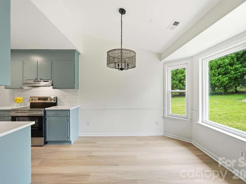 2730 Briar Trail Court, Matthews, NC 28104.  MLS# CAR4417757, YatesRealty ID 48024. 