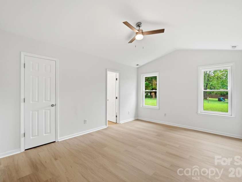 2730 Briar Trail Court, Matthews, NC 28104.  MLS# CAR4417757, YatesRealty ID 48024. 