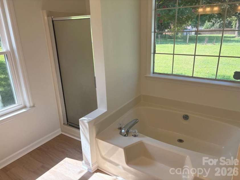 2730 Briar Trail Court, Matthews, NC 28104.  MLS# CAR4417757, YatesRealty ID 48024. 