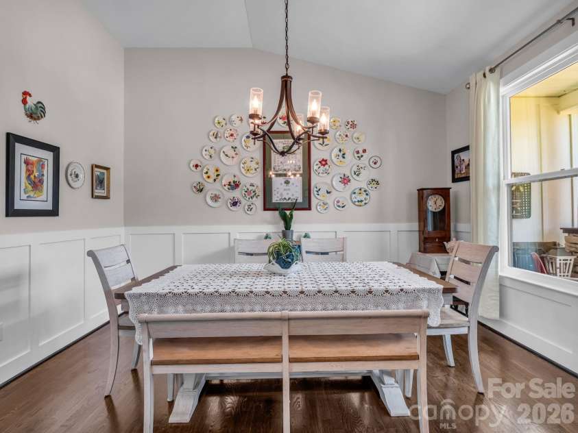 718 Tinsberry Lane, Inman, SC 29349.  MLS# CAR4418833, YatesRealty ID 48025. 