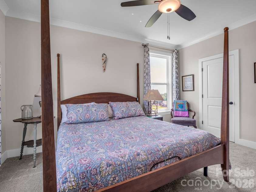 718 Tinsberry Lane, Inman, SC 29349.  MLS# CAR4418833, YatesRealty ID 48025. 