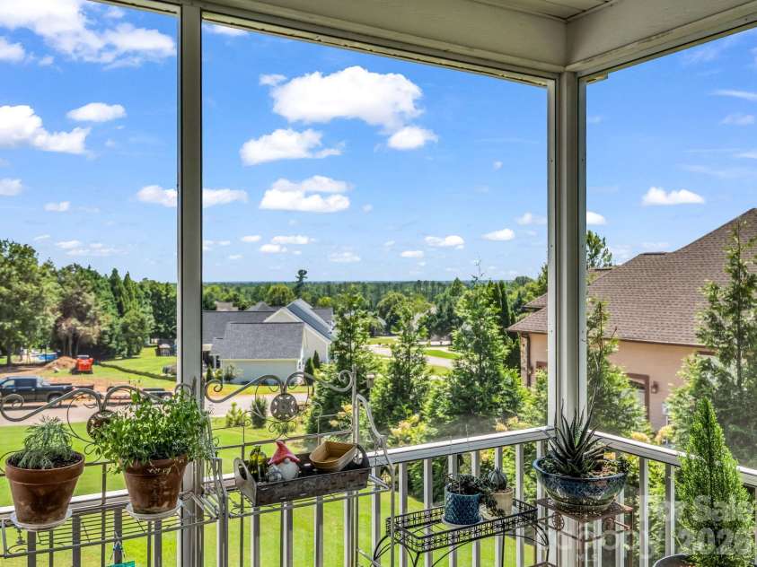 718 Tinsberry Lane, Inman, SC 29349.  MLS# CAR4418833, YatesRealty ID 48025. 