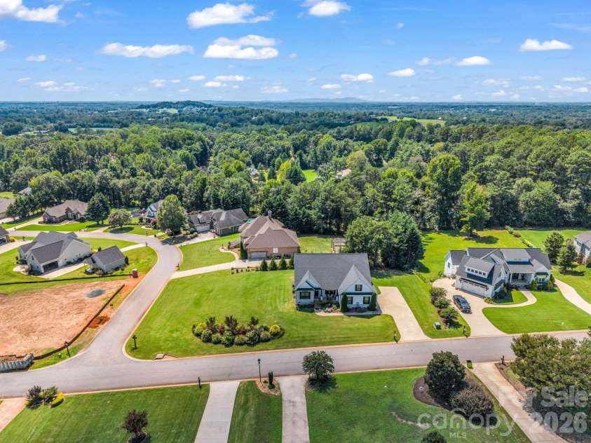 718 Tinsberry Lane, Inman, SC 29349.  MLS# CAR4418833, YatesRealty ID 48025. 