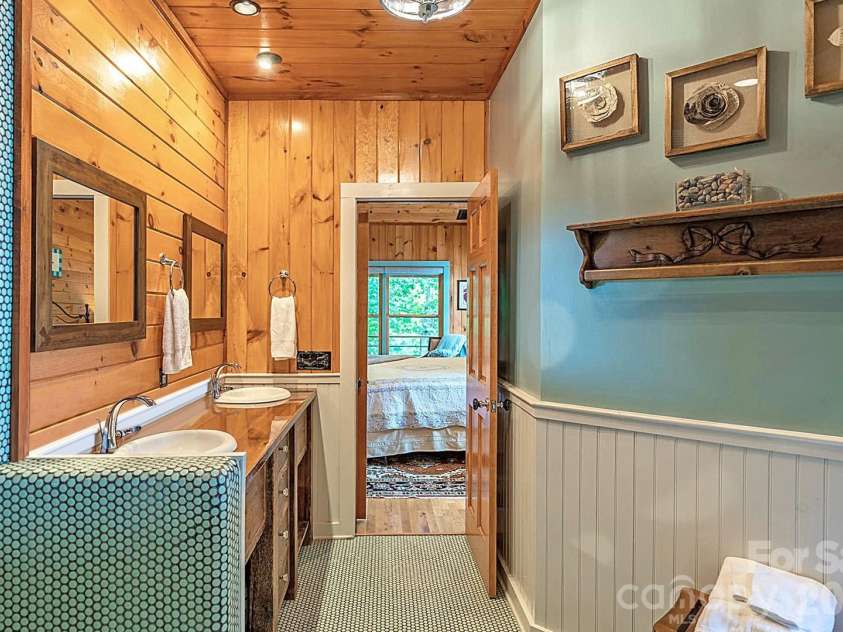 597 Auborn Trivette Road, Sugar Grove, NC 28679.  MLS# CAR4419784, YatesRealty ID 48027. 