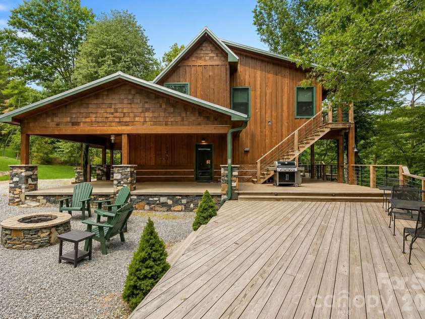597 Auborn Trivette Road, Sugar Grove, NC 28679.  MLS# CAR4419784, YatesRealty ID 48027. 