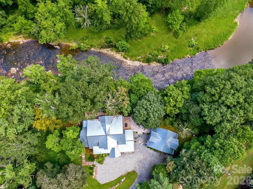 597 Auborn Trivette Road, Sugar Grove, NC 28679.  MLS# CAR4419784, YatesRealty ID 48027. 