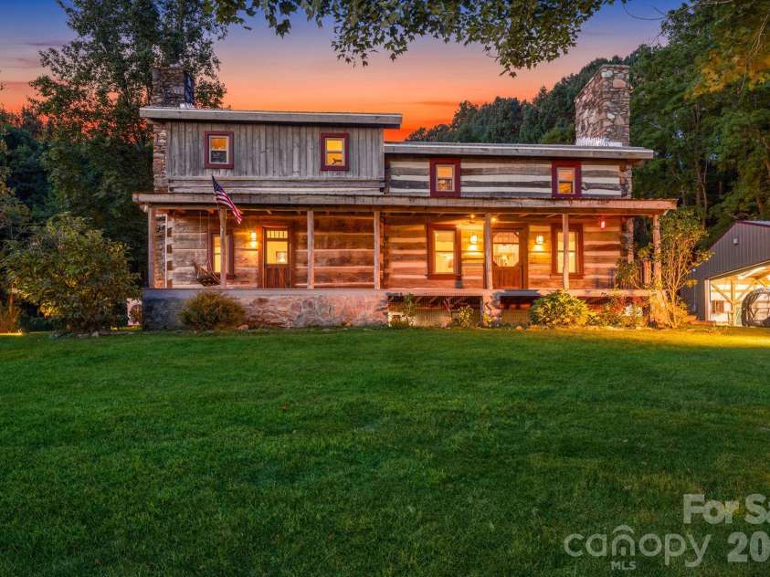 146 Gentry Farm Drive, Hot Springs, NC 28743.  MLS# CAR4419935, YatesRealty ID 48030. 