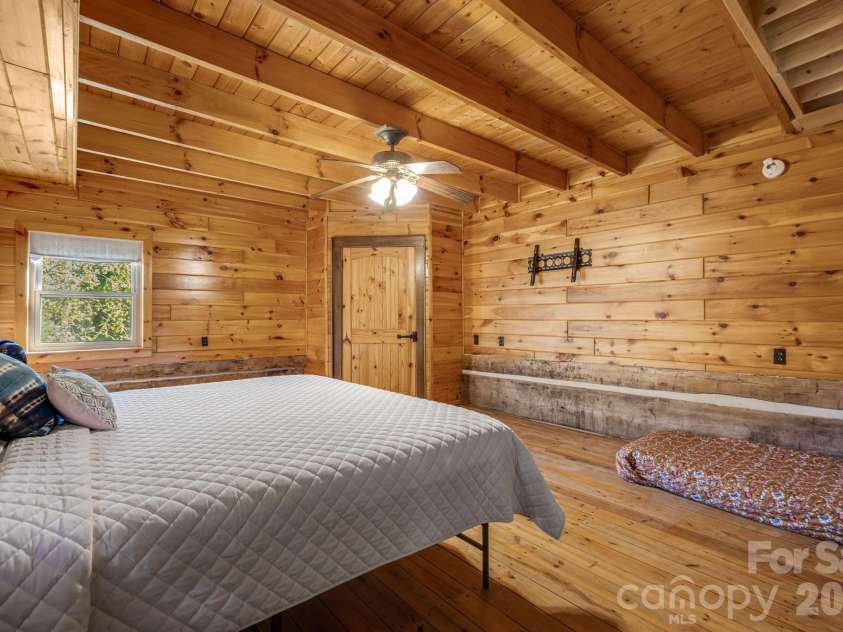146 Gentry Farm Drive, Hot Springs, NC 28743.  MLS# CAR4419935, YatesRealty ID 48030. 