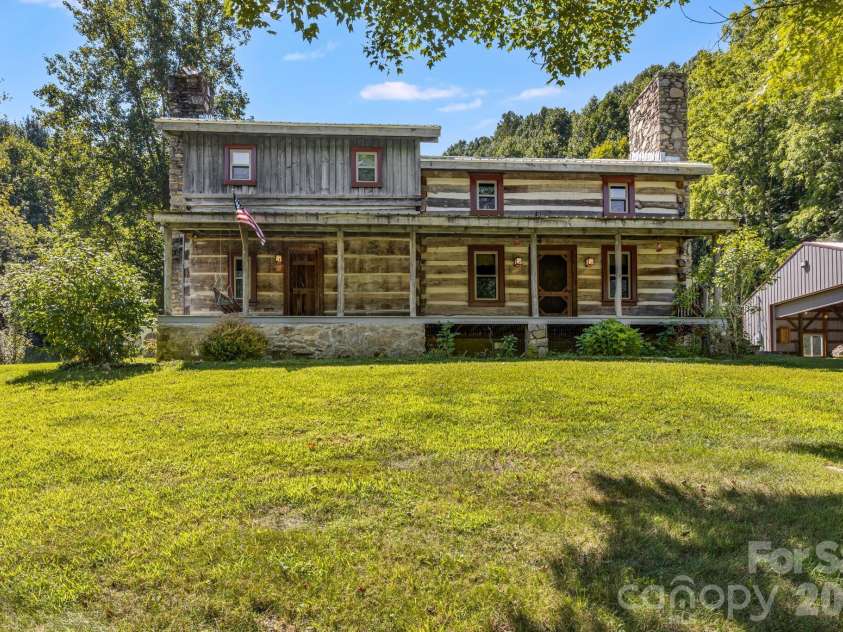 146 Gentry Farm Drive, Hot Springs, NC 28743.  MLS# CAR4419935, YatesRealty ID 48030. 