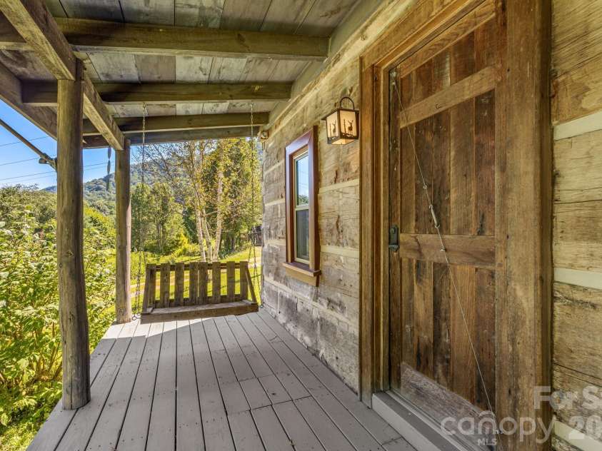 146 Gentry Farm Drive, Hot Springs, NC 28743.  MLS# CAR4419935, YatesRealty ID 48030. 