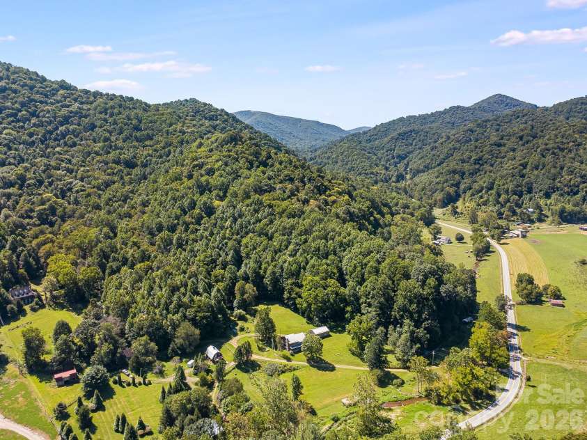 146 Gentry Farm Drive, Hot Springs, NC 28743.  MLS# CAR4419935, YatesRealty ID 48030. Aerial view