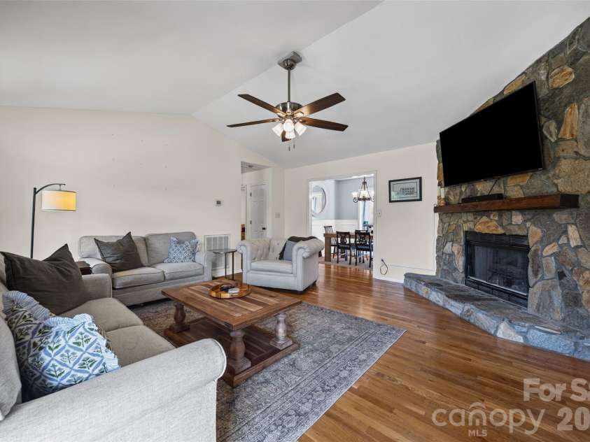 1670 Midbrook Drive, Rock Hill, SC 29732.  MLS# CAR4419923, YatesRealty ID 48034. 