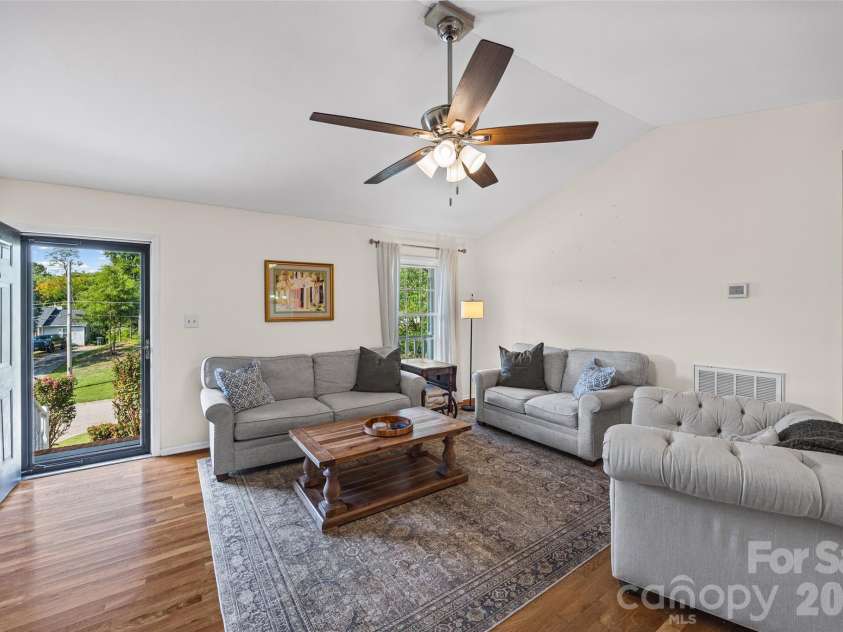 1670 Midbrook Drive, Rock Hill, SC 29732.  MLS# CAR4419923, YatesRealty ID 48034. 