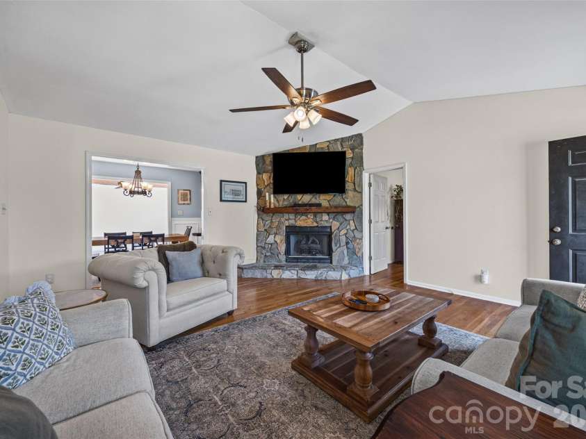 1670 Midbrook Drive, Rock Hill, SC 29732.  MLS# CAR4419923, YatesRealty ID 48034. 