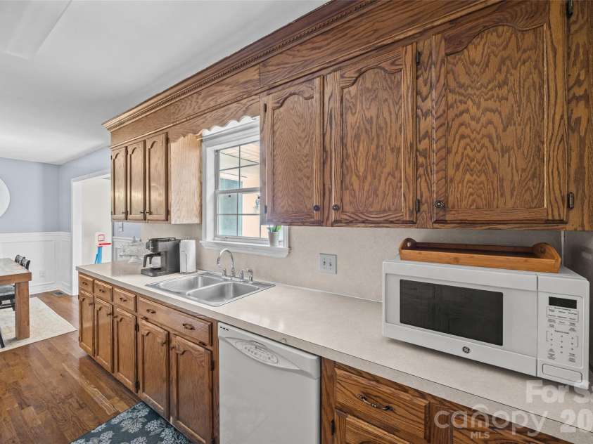 1670 Midbrook Drive, Rock Hill, SC 29732.  MLS# CAR4419923, YatesRealty ID 48034. 