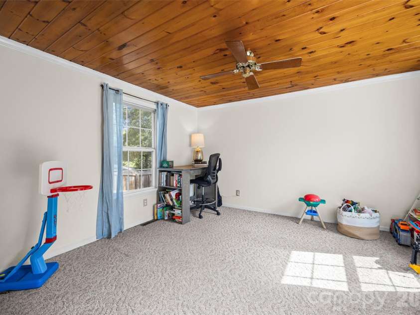 1670 Midbrook Drive, Rock Hill, SC 29732.  MLS# CAR4419923, YatesRealty ID 48034. 