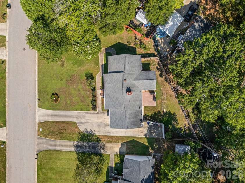 1670 Midbrook Drive, Rock Hill, SC 29732.  MLS# CAR4419923, YatesRealty ID 48034. 